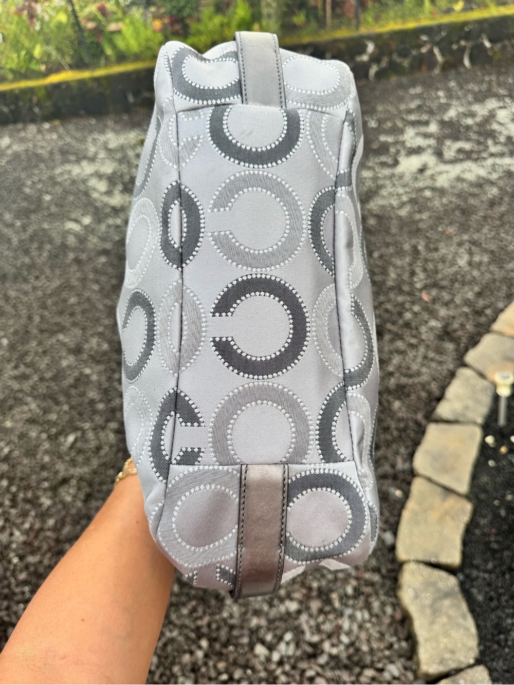 Coach Maggie Op Art NWT Satchel/Shoulder Gray Silver Signature Shoulder Bag - Picture 7 of 11